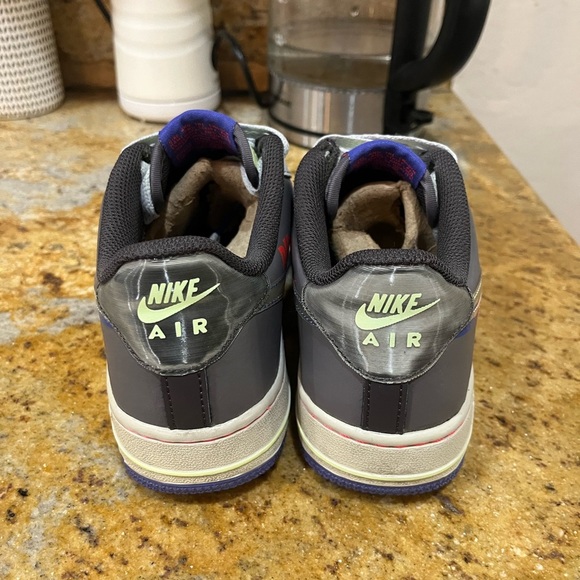 Nike Air Force 1 size 5.5 - Picture 4 of 9